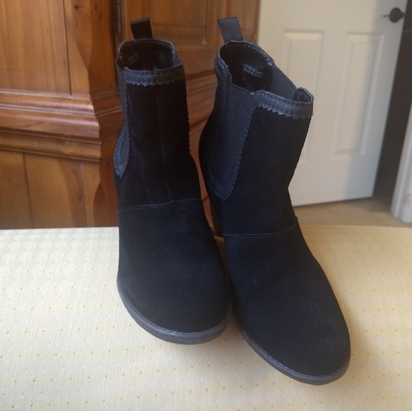 American Eagle Booties 6.5 - Picture 1 of 4